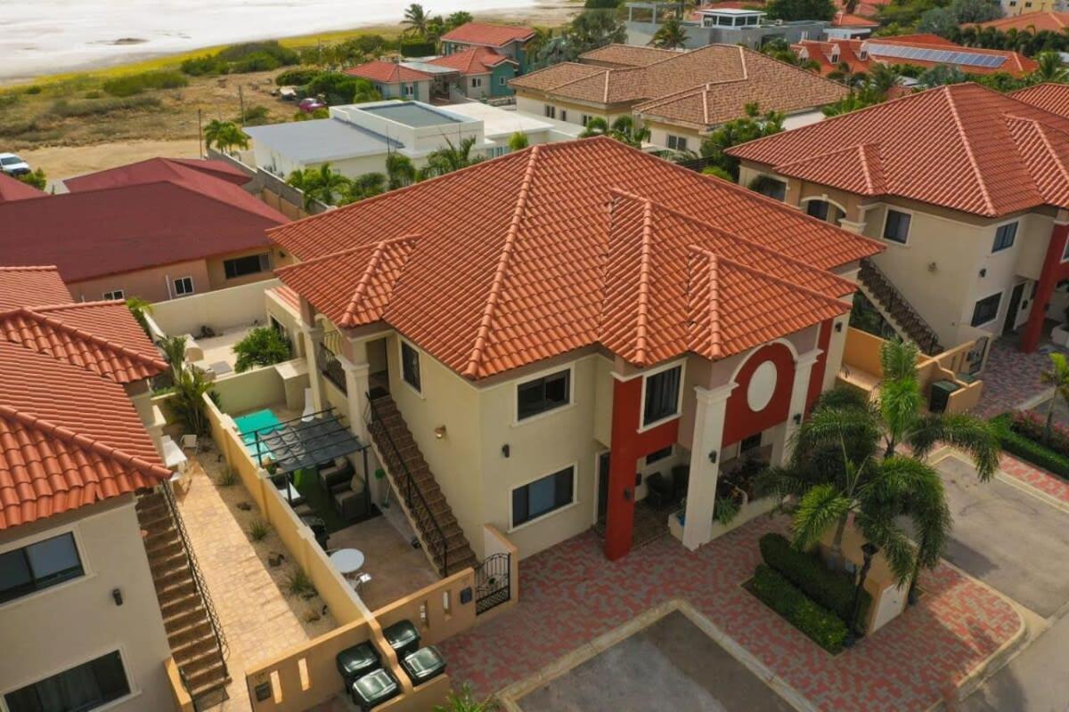 Wonder Apartment In Gold Coast With Private Pool Palm Beach Buitenkant foto