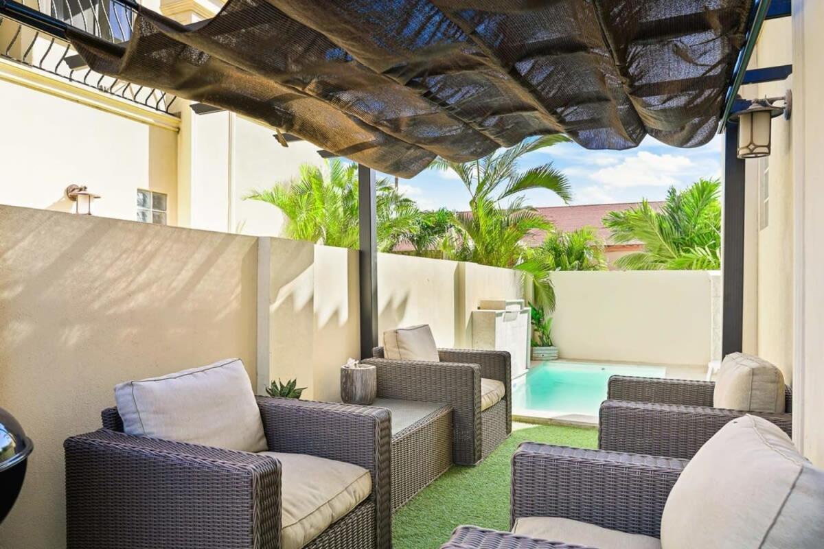 Wonder Apartment In Gold Coast With Private Pool Palm Beach Buitenkant foto